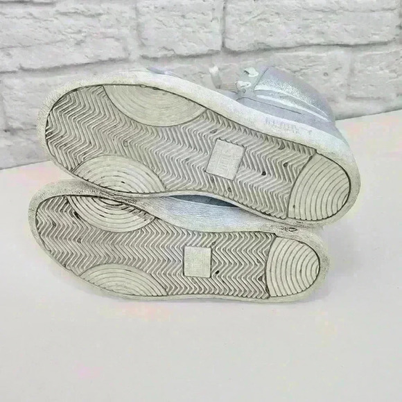 Puma silver high tops Shoes   Sz 6 - Picture 11 of 11